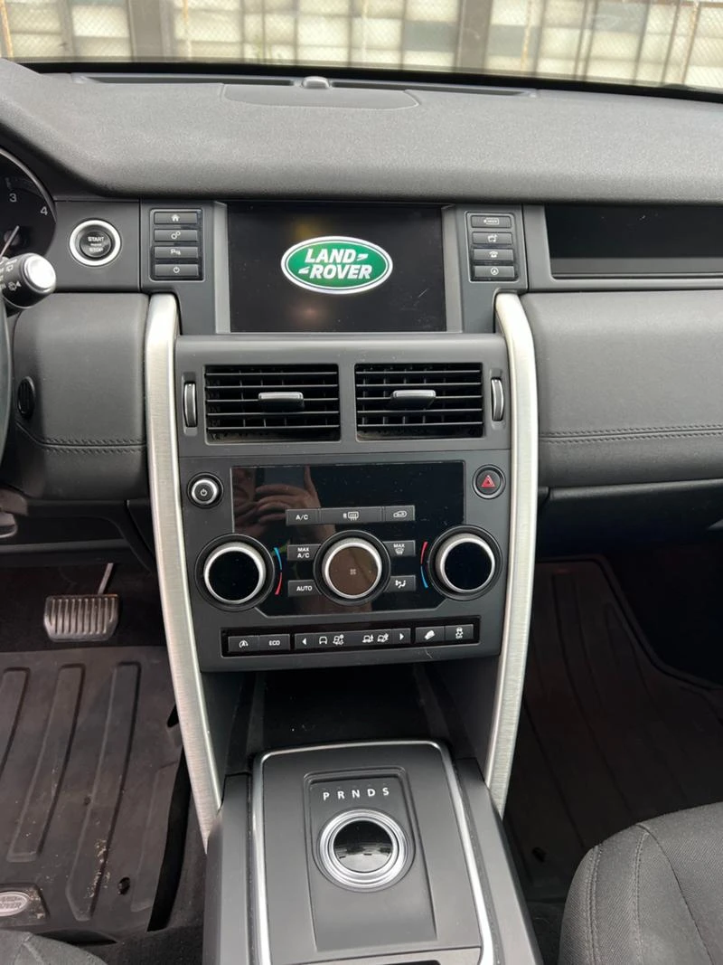 Land Rover Discovery 2.0d, снимка 12 - Автомобили и джипове - 42179163