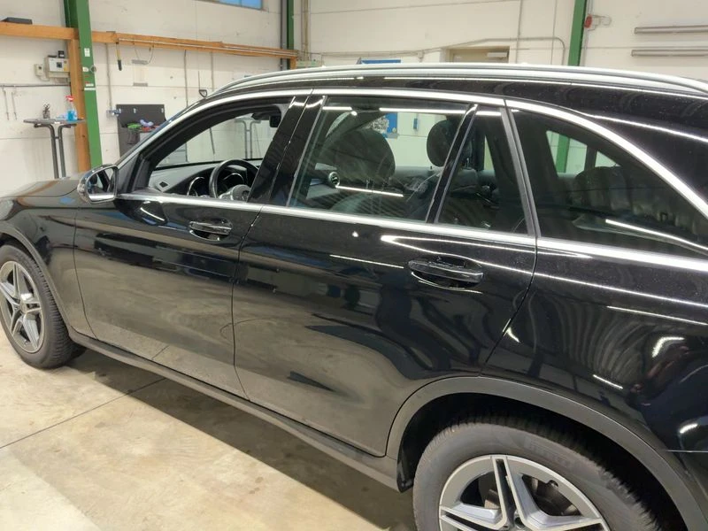Mercedes-Benz GLC 220, снимка 3 - Автомобили и джипове - 54746603
