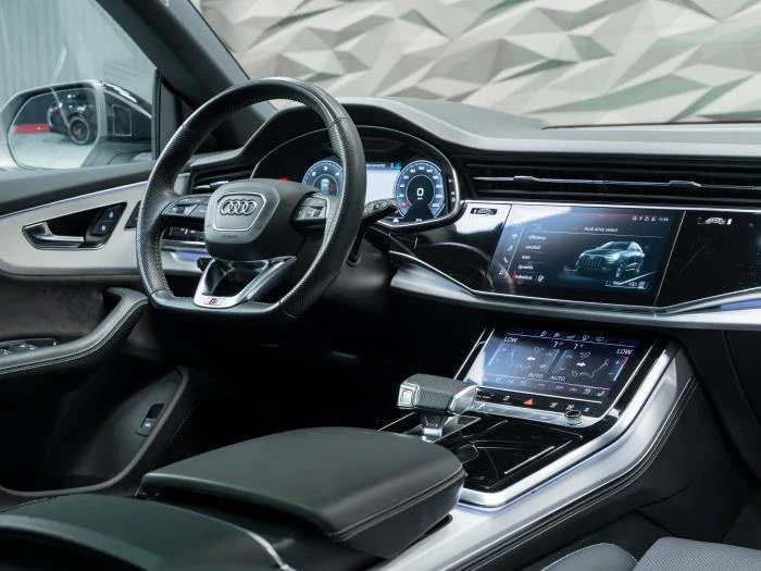 Audi Q8 QUATTRO S-LINE* MATRIX* B&O* 360* PANO* ОБДУХВ* , снимка 15 - Автомобили и джипове - 54985071