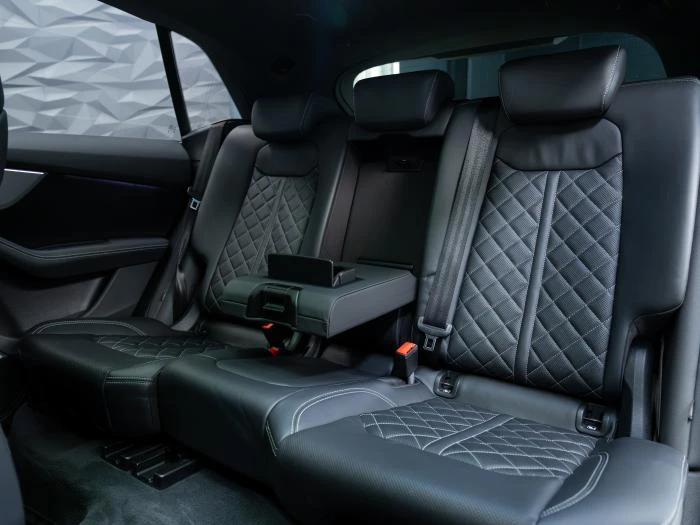 Audi Q8 QUATTRO S-LINE* MATRIX* B&O* 360* PANO* ОБДУХВ* , снимка 12 - Автомобили и джипове - 54985071
