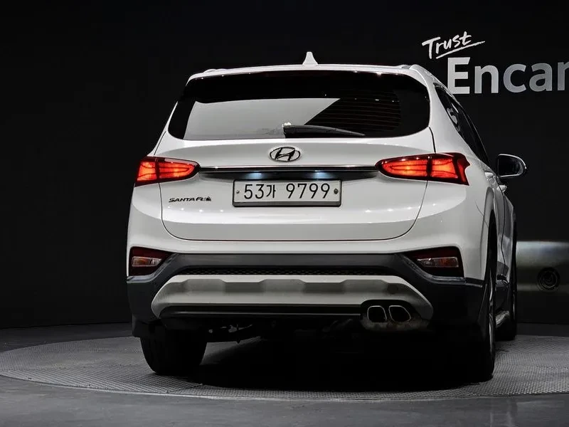 Hyundai Santa fe 2.0 2WD PREMIUM, снимка 4 - Автомобили и джипове - 55011820