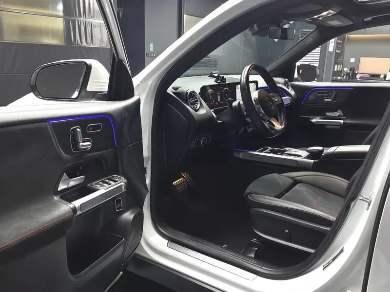 Mercedes-Benz GLB 250 4MATIC, снимка 10 - Автомобили и джипове - 55790356