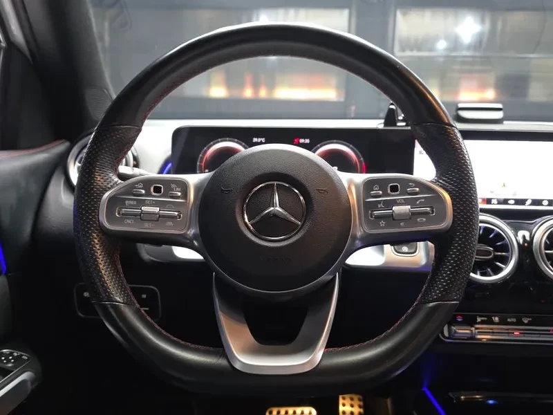 Mercedes-Benz GLB 250 4MATIC, снимка 13 - Автомобили и джипове - 55790356