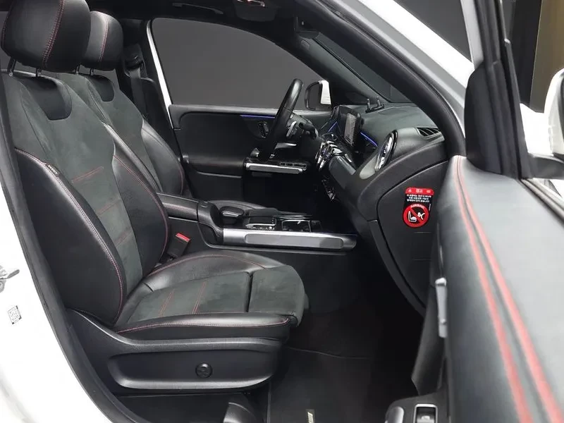 Mercedes-Benz GLB 250 4MATIC, снимка 11 - Автомобили и джипове - 55790356