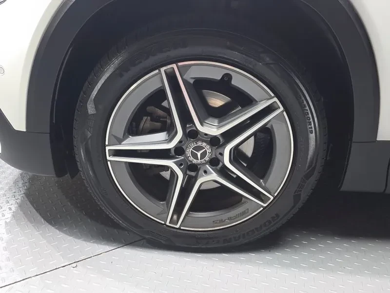 Mercedes-Benz GLB 250 4MATIC, снимка 5 - Автомобили и джипове - 55790356