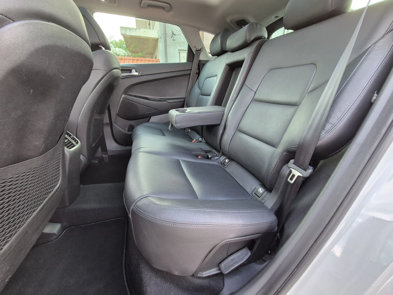 Hyundai Tucson 2.0CRDI 4x4 VERTEX FULL - изображение 9