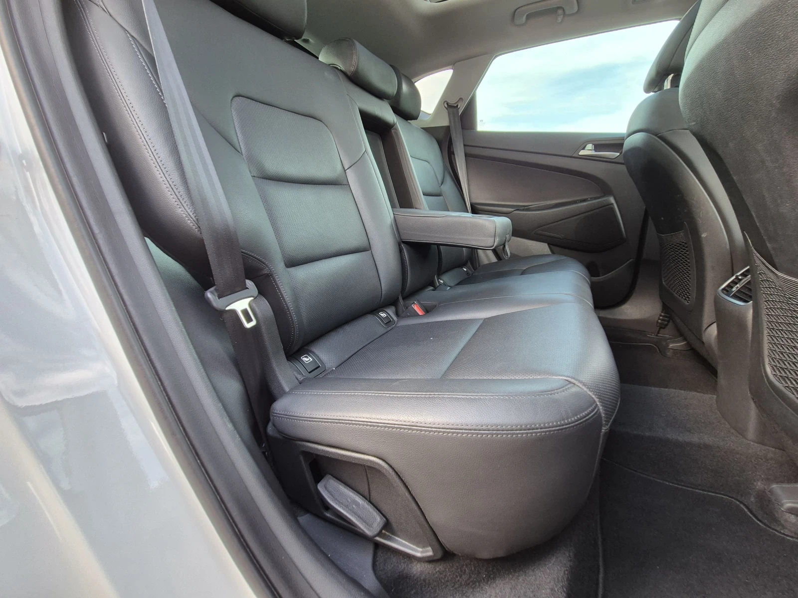 Hyundai Tucson 2.0CRDI 4x4 VERTEX FULL - изображение 10
