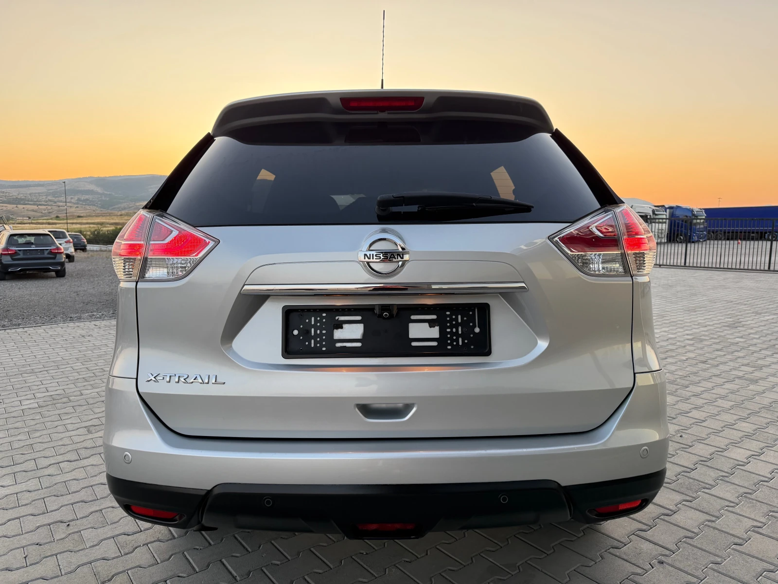 Nissan X-trail 1.6 dci 131 ks Собствен лизинг !!! - изображение 6