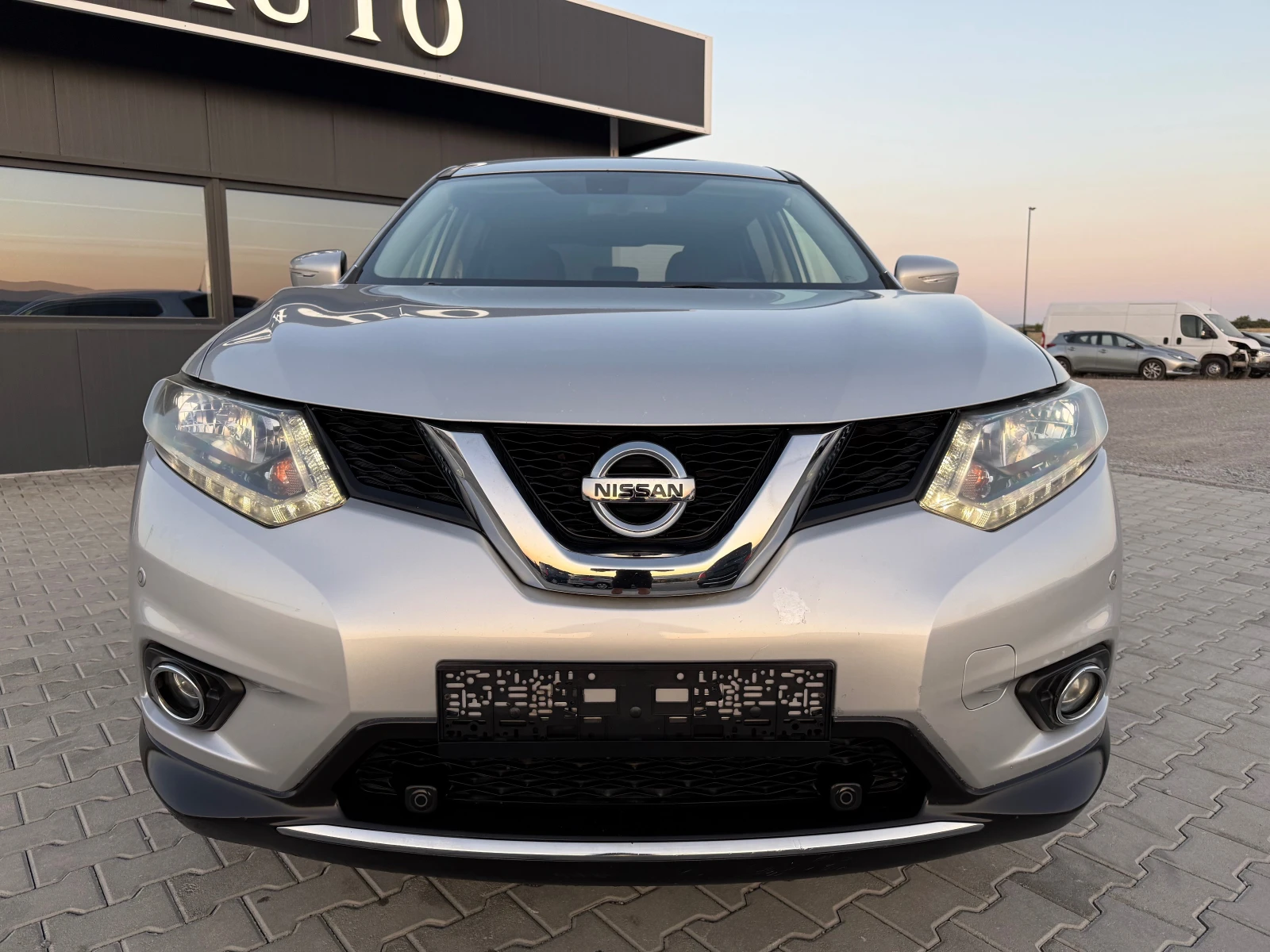 Nissan X-trail 1.6 dci 131 ks Собствен лизинг !!! - изображение 2