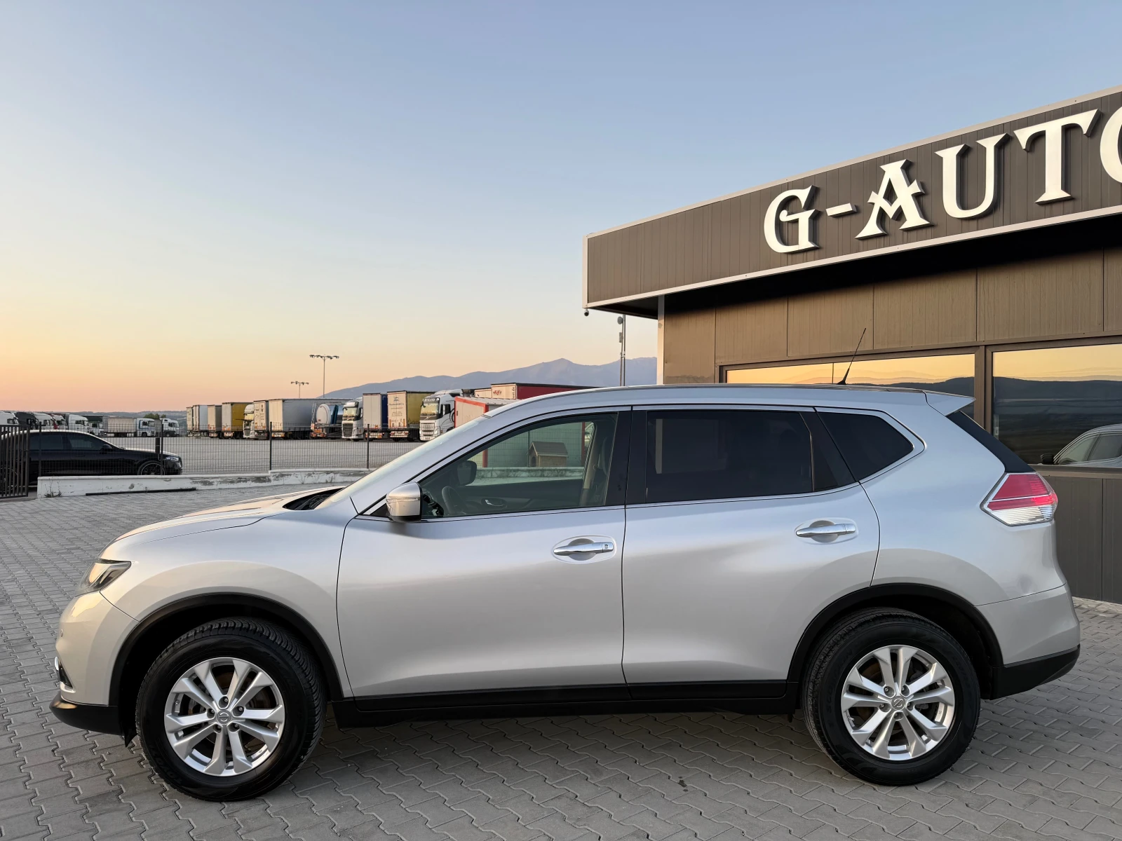 Nissan X-trail 1.6 dci 131 ks Собствен лизинг !!! - изображение 8