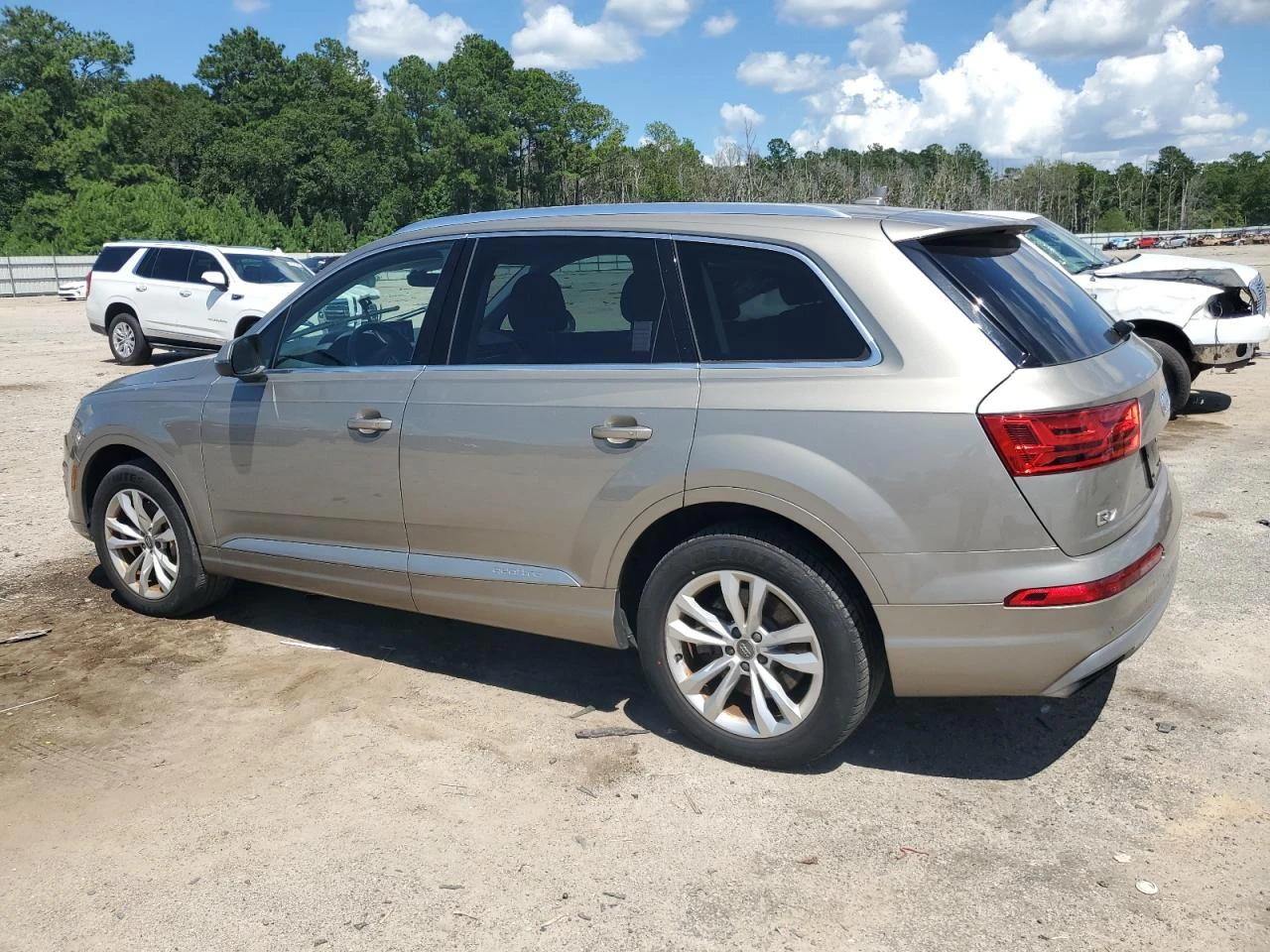 Audi Q7 PREMIUM PLUS/3.0L 6/КОЖА/ПОДГР./ОБДУХВ. - изображение 2