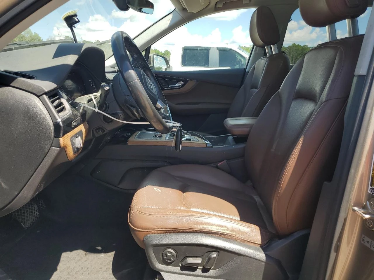 Audi Q7 PREMIUM PLUS/3.0L 6/КОЖА/ПОДГР./ОБДУХВ. - изображение 8