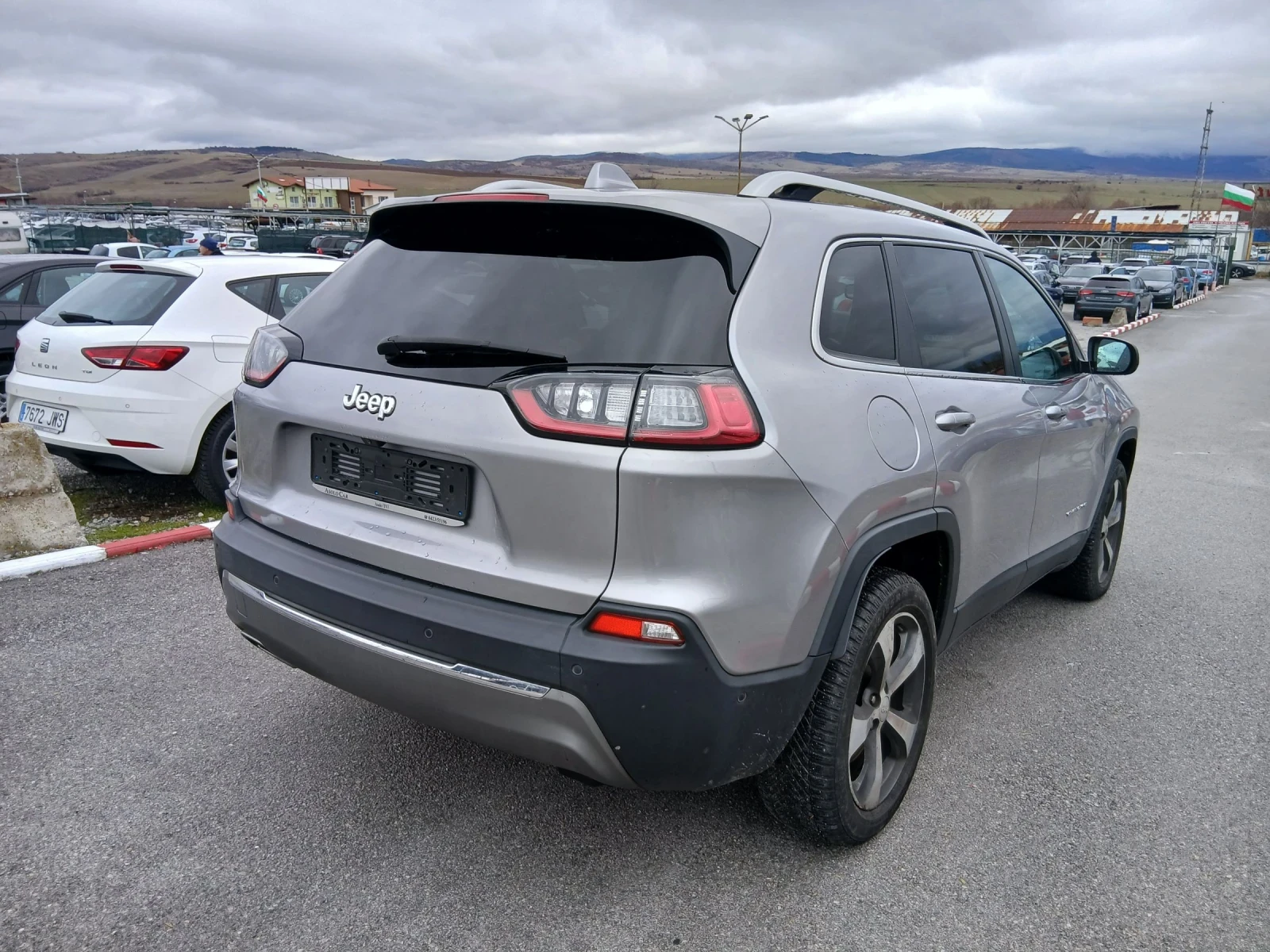 Jeep Cherokee 2.2 d - изображение 5