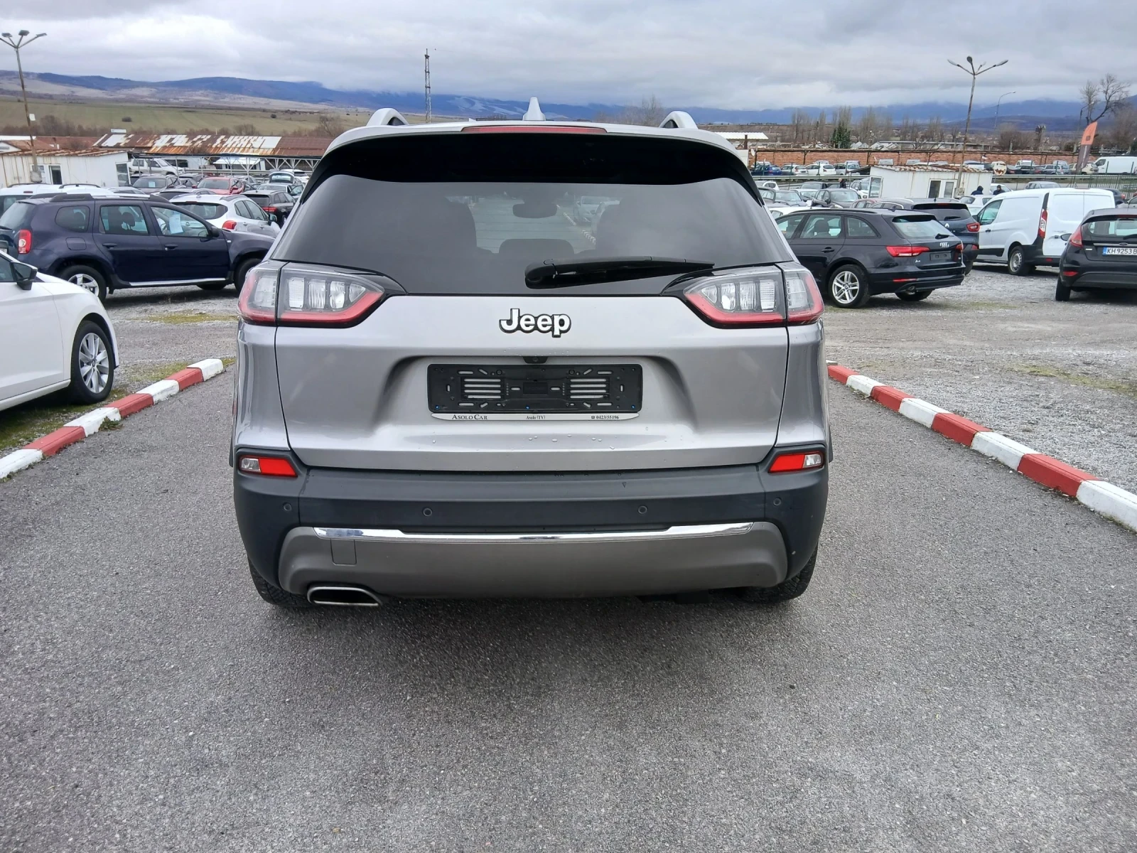 Jeep Cherokee 2.2 d - изображение 6