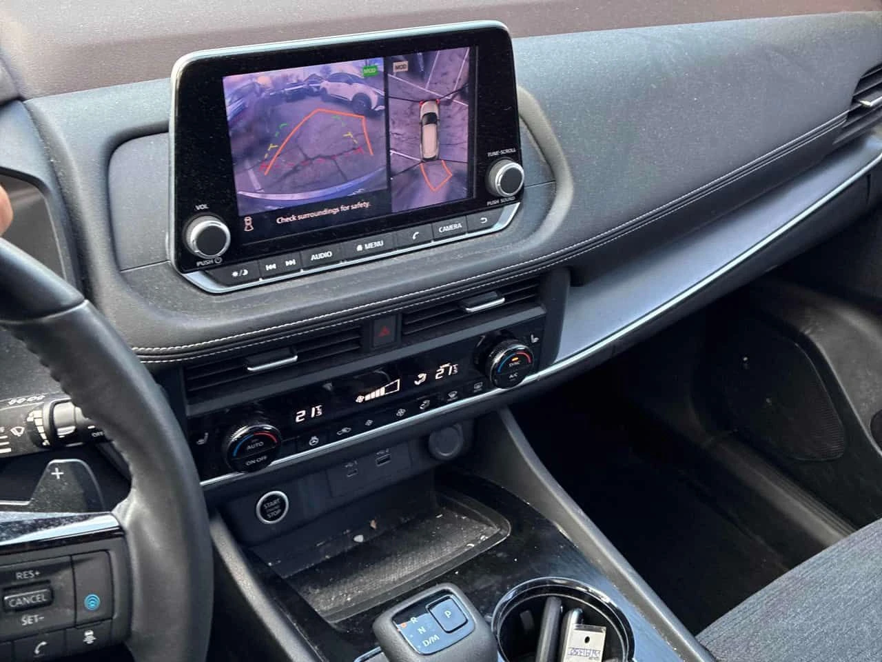 Nissan Rogue * SV * 2 КЛЮЧА * 360 * ПОДГРЕВИ * PANO, снимка 9 - Автомобили и джипове - 54226065