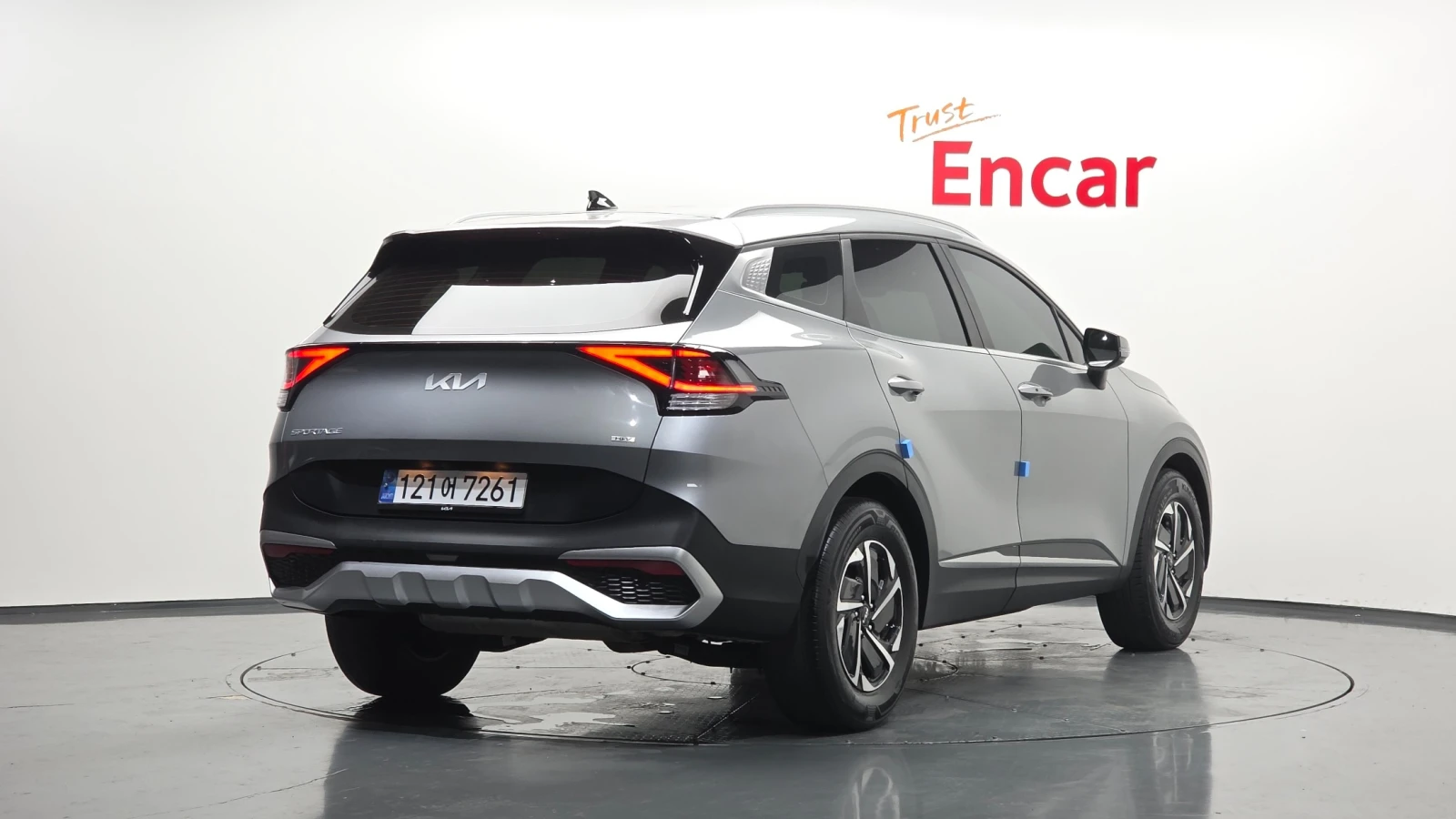 Kia Sportage Hybrid Prestige 4WD | Кожа | Вентилация | LED , снимка 2 - Автомобили и джипове - 54775442