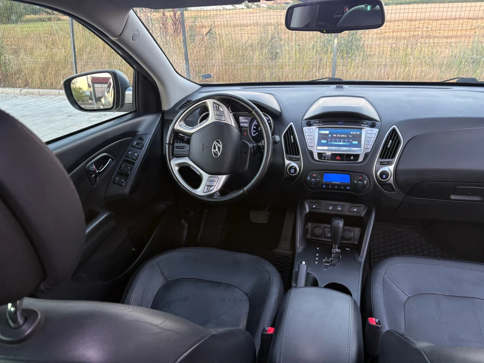 Hyundai IX35 2.0 бензин 163 коня, снимка 7 - Автомобили и джипове - 55504654