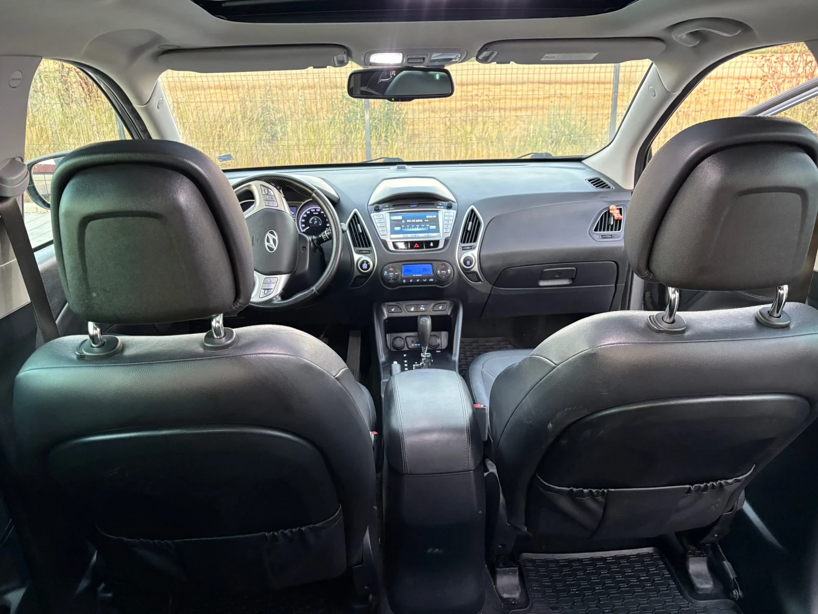 Hyundai IX35 2.0 бензин 163 коня, снимка 5 - Автомобили и джипове - 55504654