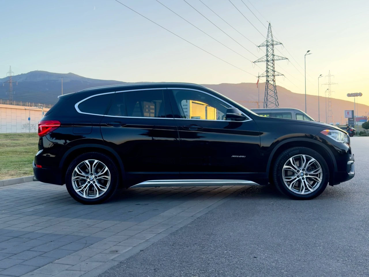 BMW X1 xDrive28i 96х км | Отлично състояние | Обслужен, снимка 10 - Автомобили и джипове - 55684957