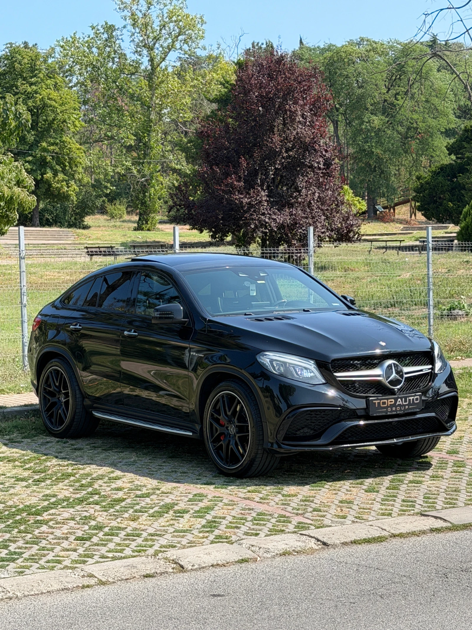 Mercedes-Benz GLE 63 S AMG /Full/Vacum/Carbon/Masage/Pano/, снимка 3 - Автомобили и джипове - 55732507