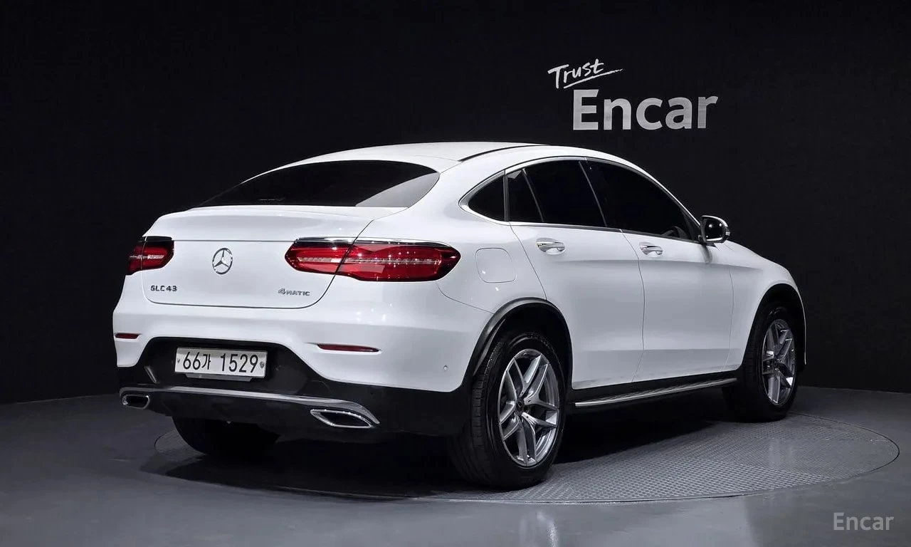 Mercedes-Benz GLC 220 * 4MATIC Premium Coupe * АВТОКРЕДИТ * , снимка 2 - Автомобили и джипове - 55950618
