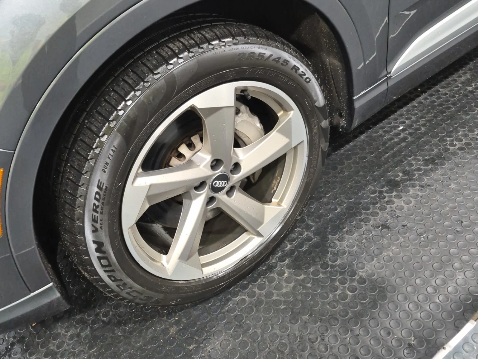 Audi Q7 * TECHNIK * CARFAX * ЦЕНА ДО БГ, снимка 14 - Автомобили и джипове - 55969552