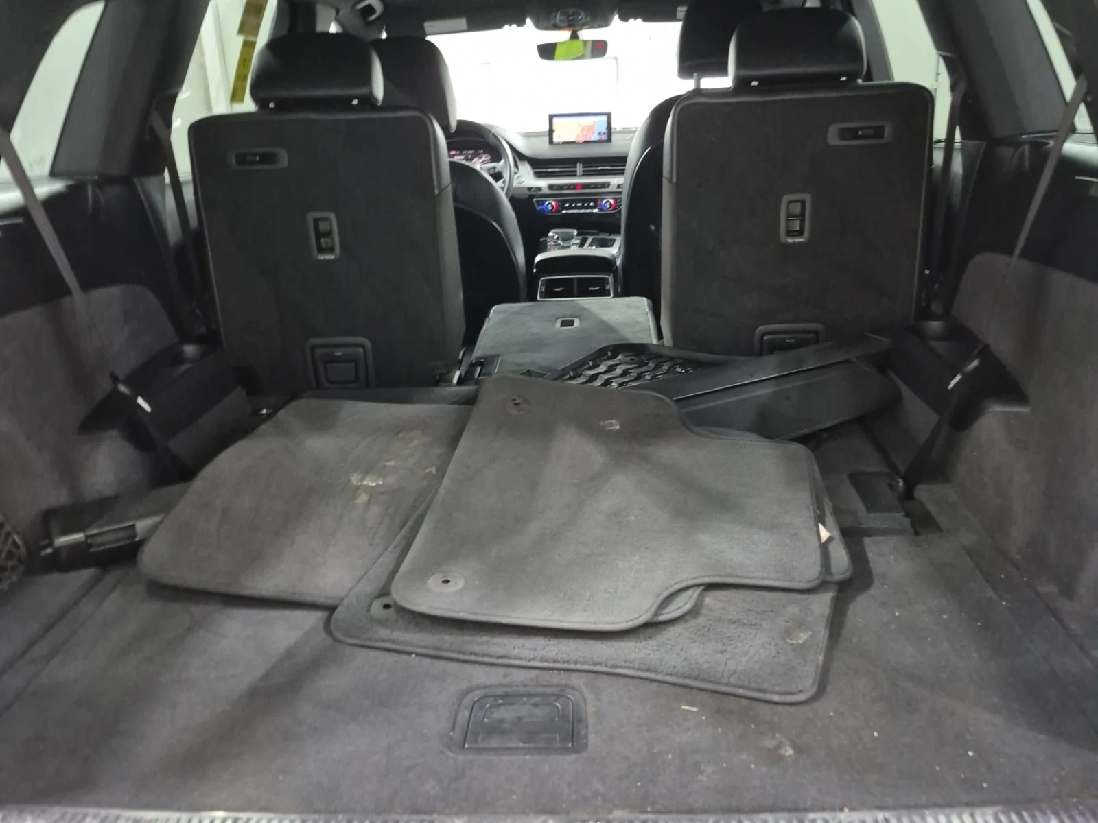 Audi Q7 * TECHNIK * CARFAX * ЦЕНА ДО БГ, снимка 15 - Автомобили и джипове - 55969552