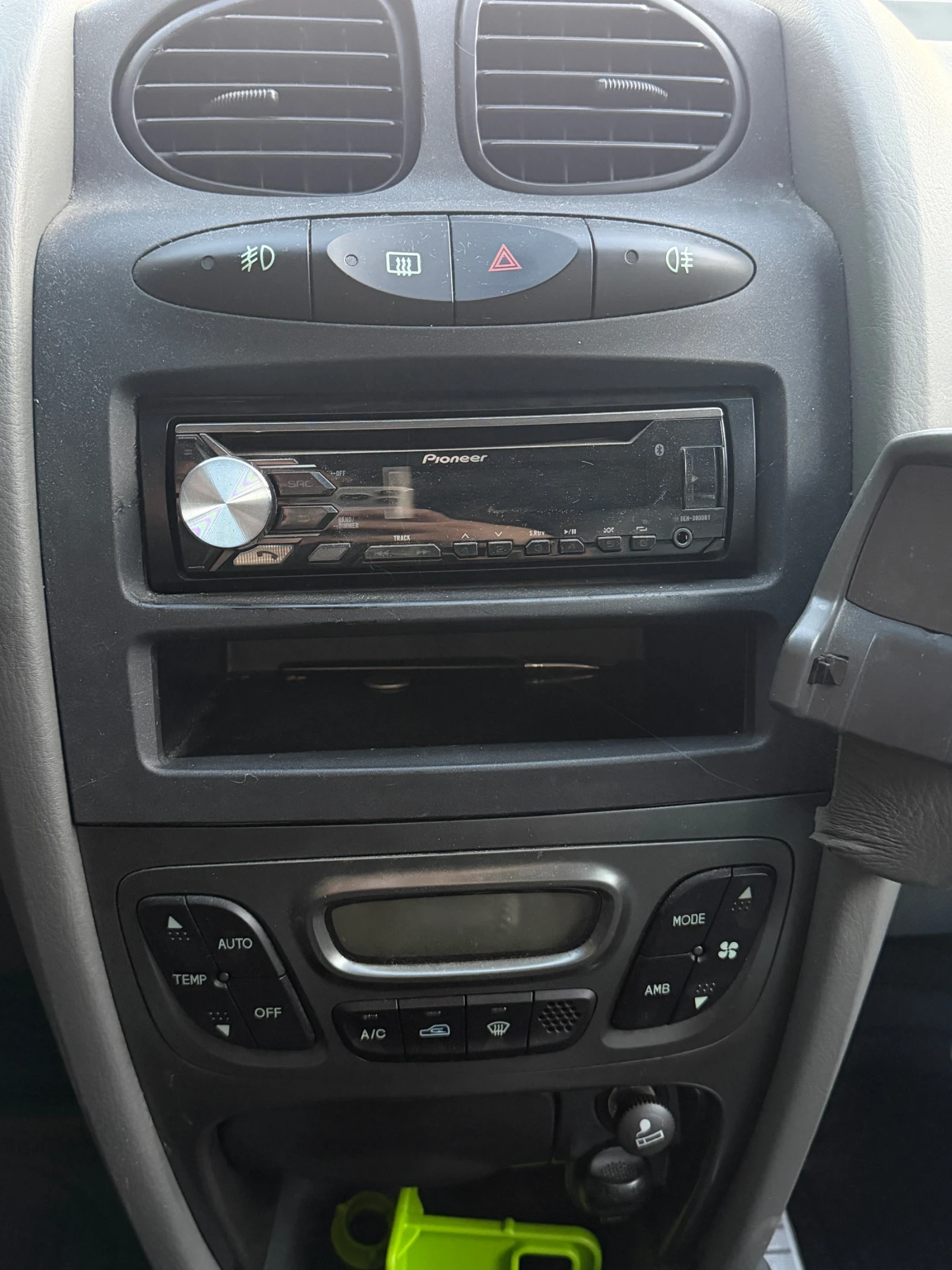 Hyundai Santa fe 2.0crdi, снимка 6 - Автомобили и джипове - 56222277
