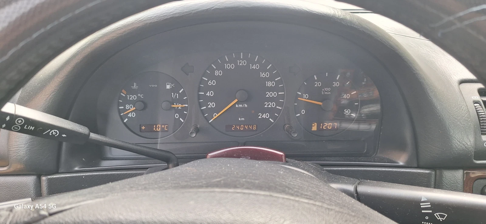 Mercedes-Benz ML 270, снимка 8 - Автомобили и джипове - 56604656