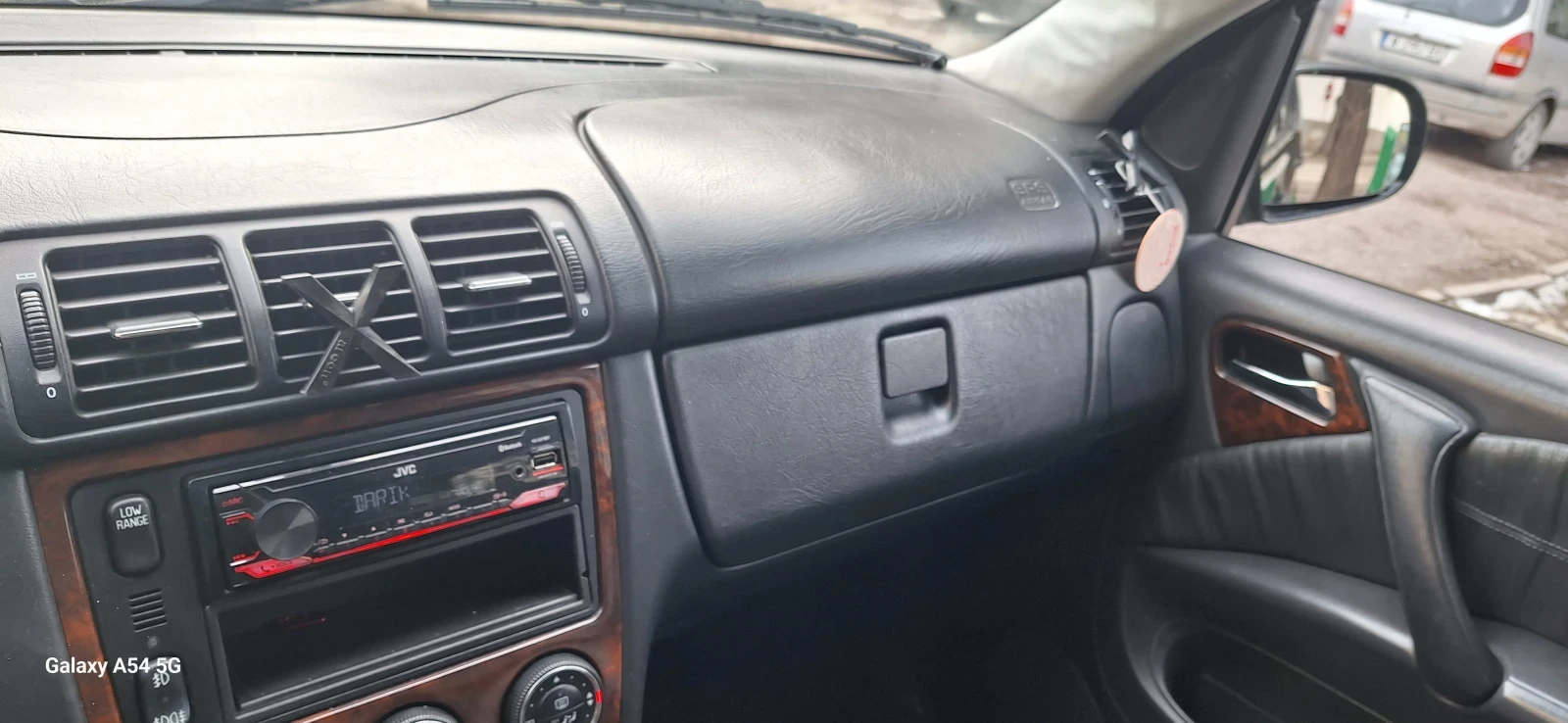 Mercedes-Benz ML 270, снимка 10 - Автомобили и джипове - 56604656