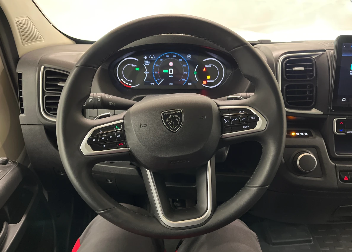 Peugeot Boxer ELETRIC MAXI 4.25 T - изображение 8