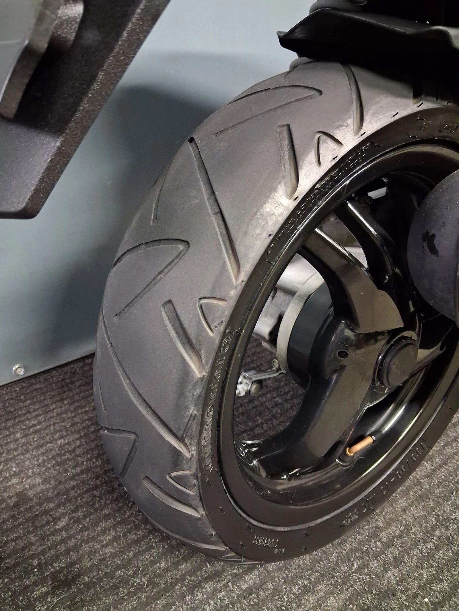 Malaguti Phantom F12 R 50 2т., снимка 12 - Мотоциклети и мототехника - 54677723