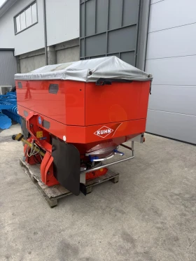 Торачка Kuhn Торачка Kuhn Axis 30.1W с компютър, снимка 2