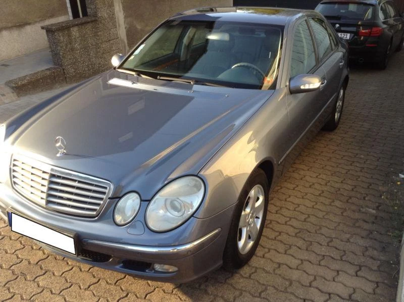 Двигател за Mercedes-Benz E 320, снимка 1 - Части - 20333266