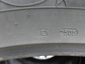 Гуми, снимка 9