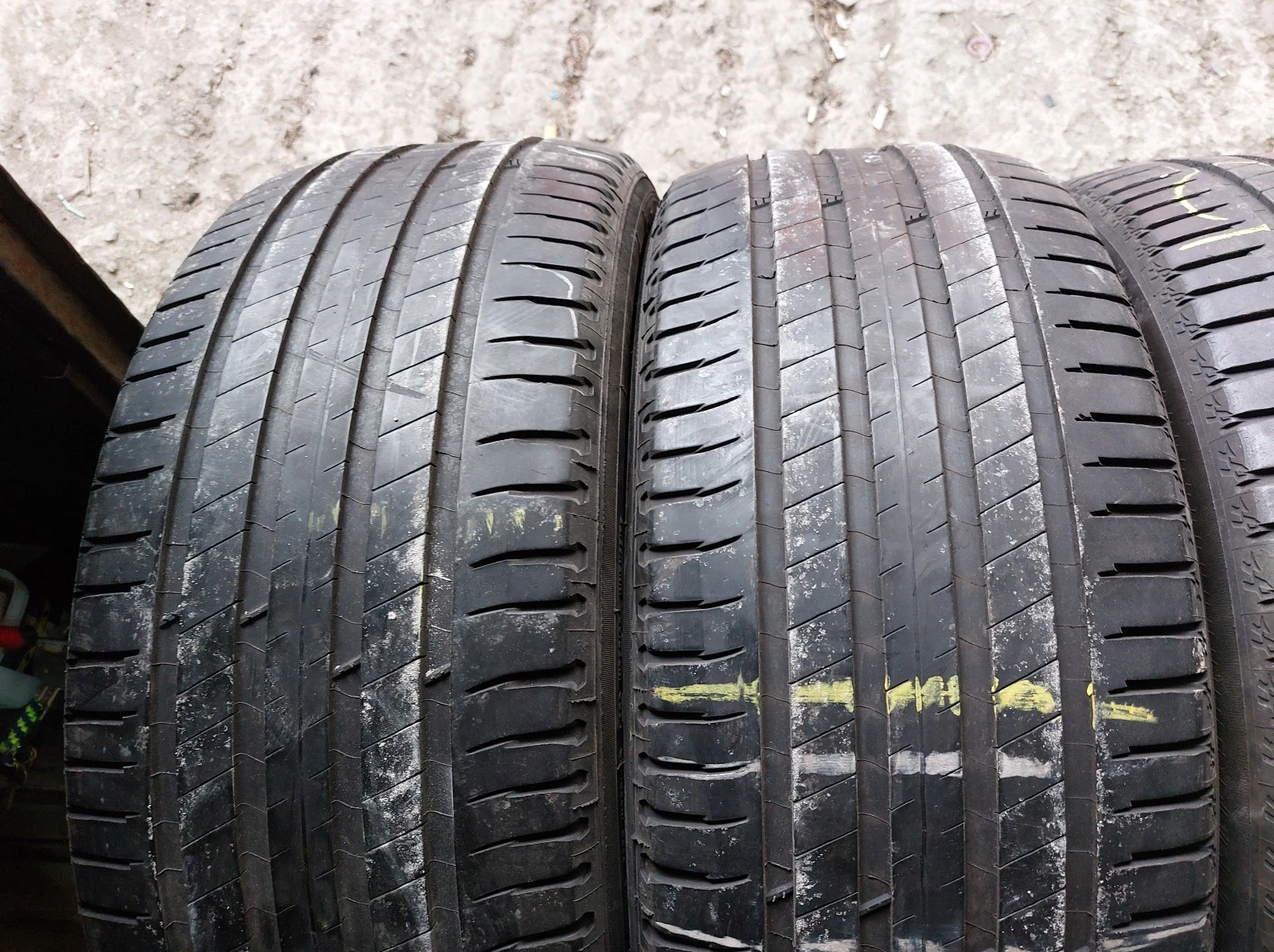 ���� 235/50R19 | Mobile.bg � ����������� 2