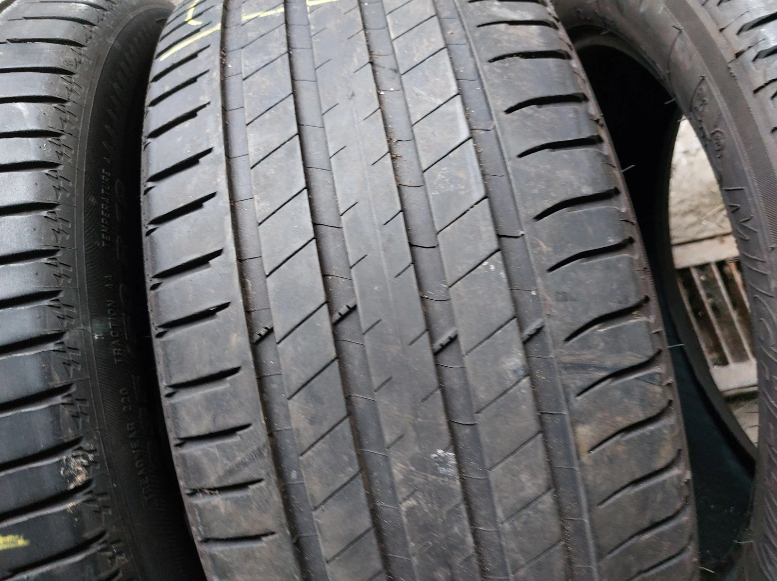���� 235/50R19 | Mobile.bg � ����������� 4