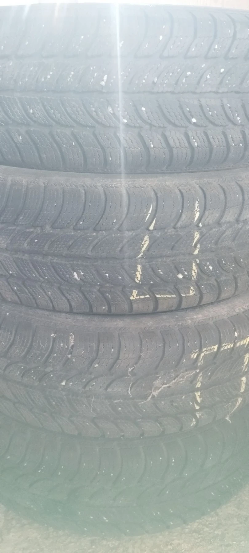 Гуми Зимни 175/65R14, снимка 4 - Гуми и джанти - 56185596