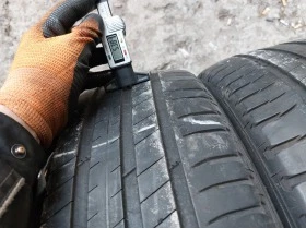 Гуми Летни 235/50R19, снимка 5 - Гуми и джанти - 41246207