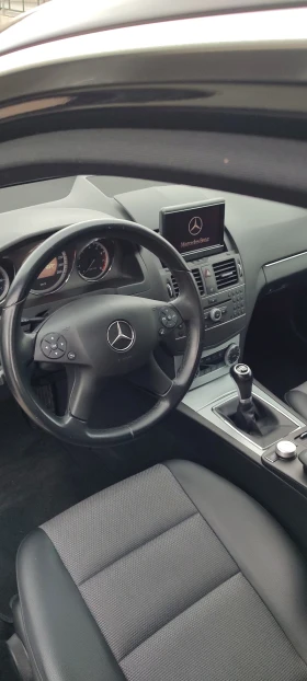 Mercedes-Benz C 180, снимка 10