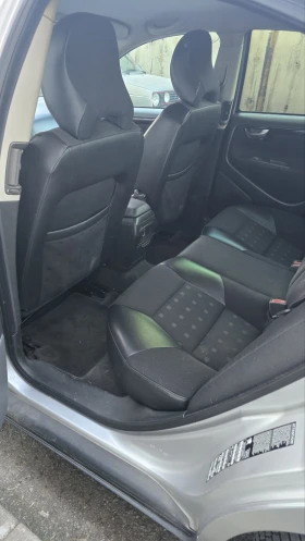 Volvo S60 - 1900 € / 3716.08 лв. - 49330427 8