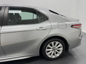 Toyota Camry * 2.5SE* DISTRONIC* LANE ASSIST* CAR PLAY*  - 15888 € / 31074.23 лв. - 23774854 2