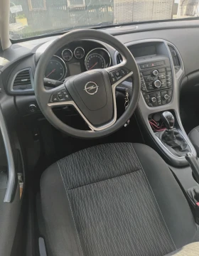 Opel Astra Opel Astra 1.7 CDTI 6ck 110kc Sport S Tourer  | Auto.bg — изображение 6