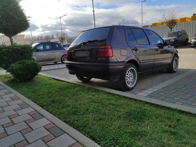 VW Golf 1.4, снимка 8 - Автомобили и джипове - 48495261