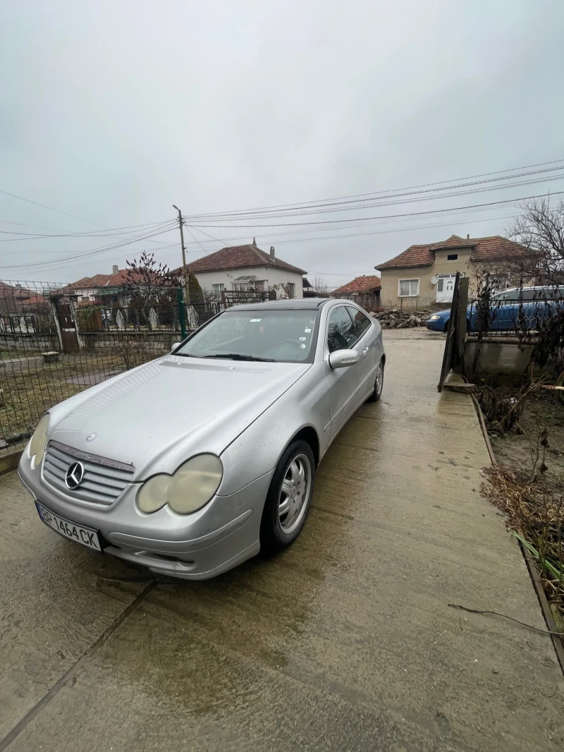 Mercedes-Benz C 180, снимка 2 - Автомобили и джипове - 48682760