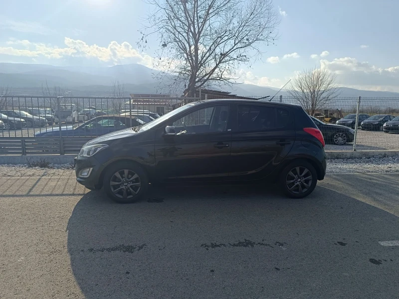 Hyundai I20 Face-Benzin 140000km., снимка 4 - Автомобили и джипове - 48997817