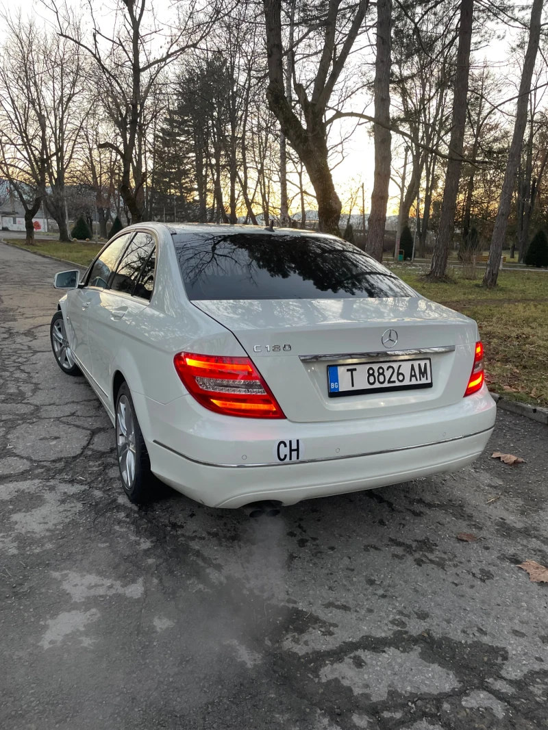 Mercedes-Benz C 180, снимка 7 - Автомобили и джипове - 49394526