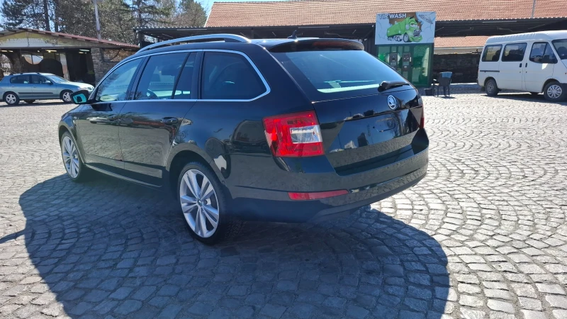 Skoda Octavia, снимка 9 - Автомобили и джипове - 49588923