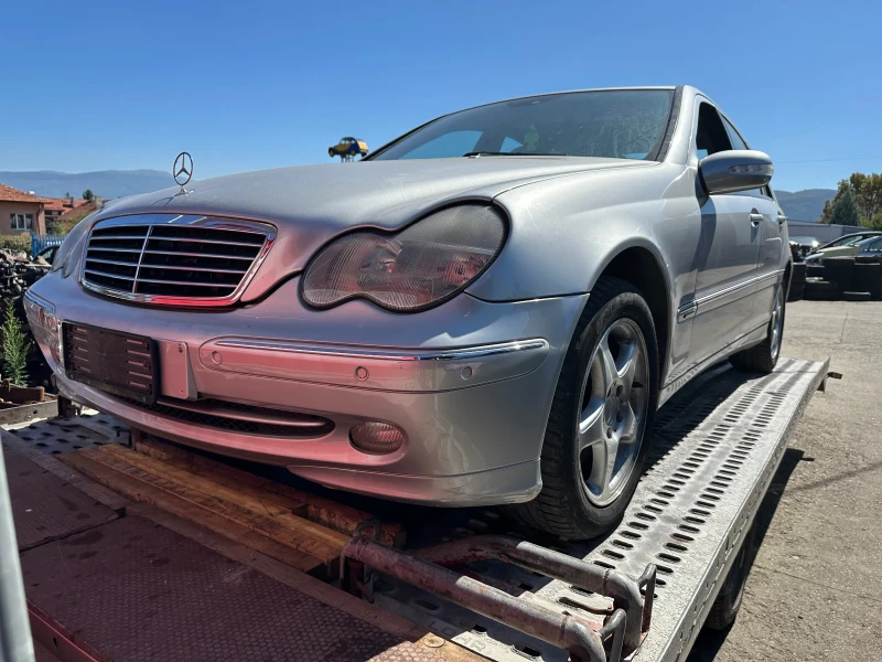 Mercedes-Benz C 270 Cdi, снимка 6 - Автомобили и джипове - 51795868
