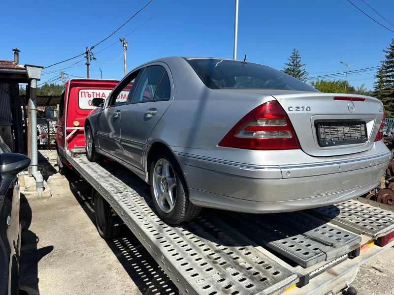 Mercedes-Benz C 270 Cdi, снимка 9 - Автомобили и джипове - 51795868